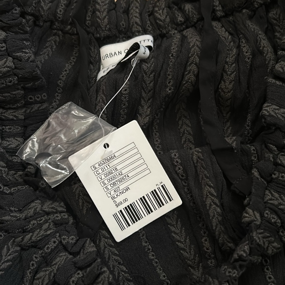 Urban Outfitters Floral Eyelet Cold Shoulder Crop Embroidered Top - Picture 9 of 11